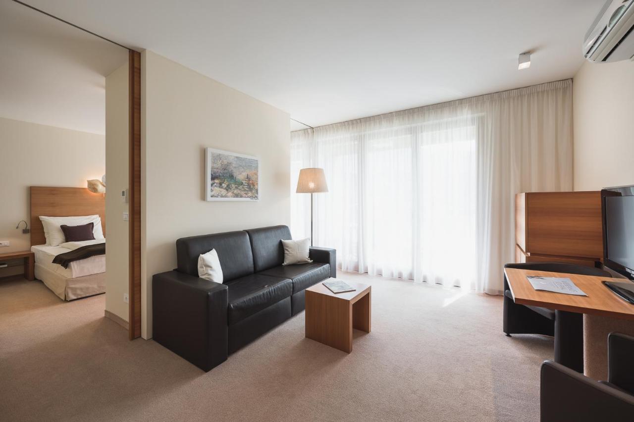 Hotel Wiesenhof Lagundo Værelse billede